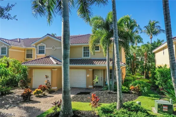 9724 Foxhall Way #4, Estero, FL 33928