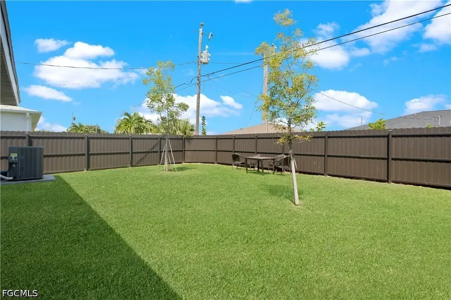 2917 SW Santa Barbara Place, Cape Coral, FL 33914 - #3