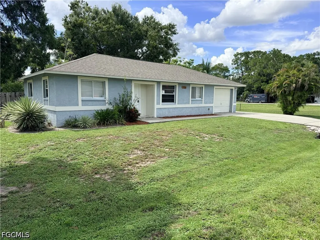 2511 W Cypress Avenue, Fort Myers, FL 33905 - #1