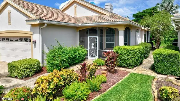 2097 Oxford Ridge Circle, Lehigh Acres, FL 33973
