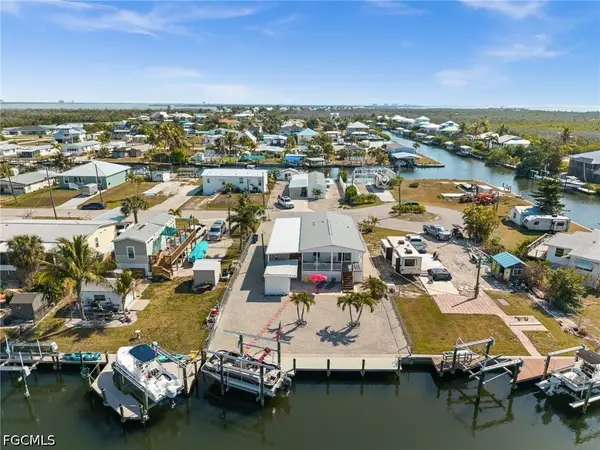 2705 Patterson Court, St James City, FL 33956