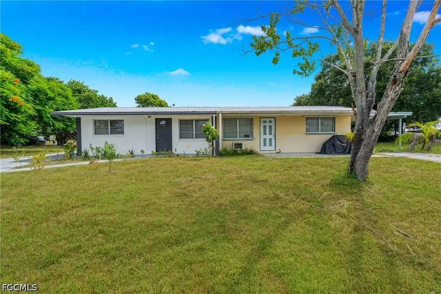 1099 Vineyard Place, Lehigh Acres, FL 33936 - #3