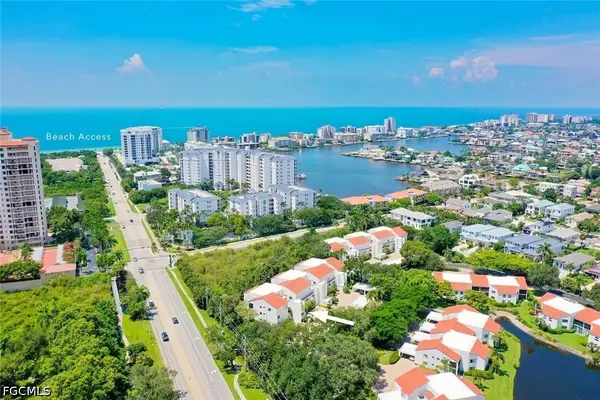 592 Beachwalk Circle #105, Naples, FL 34108