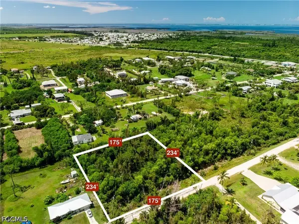 4549 Gulf Shore Road, St James City, FL 33956