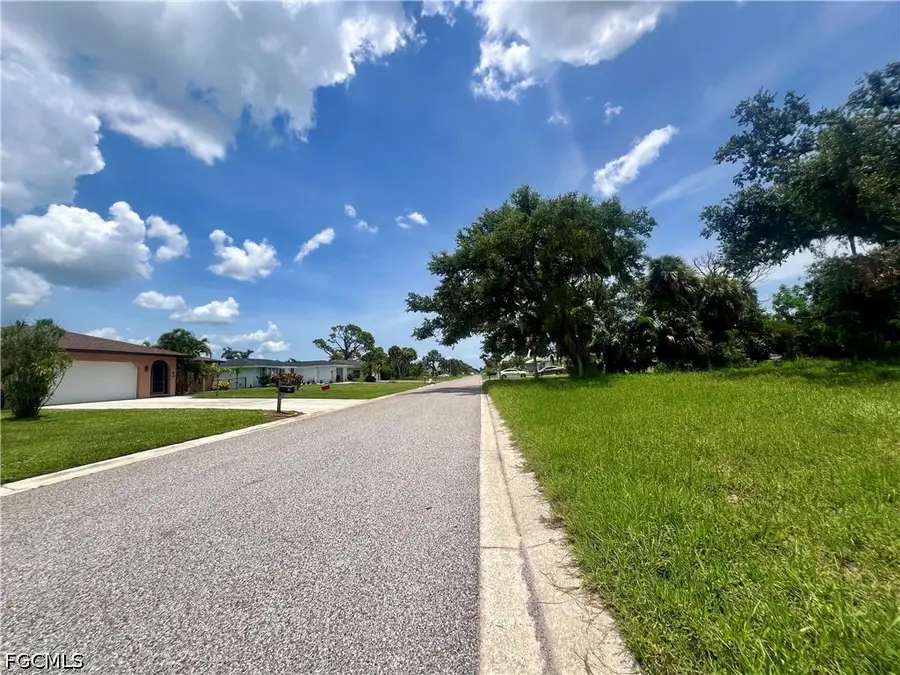 25 Oakland Hills Place, Rotonda West, FL 33947 - #2
