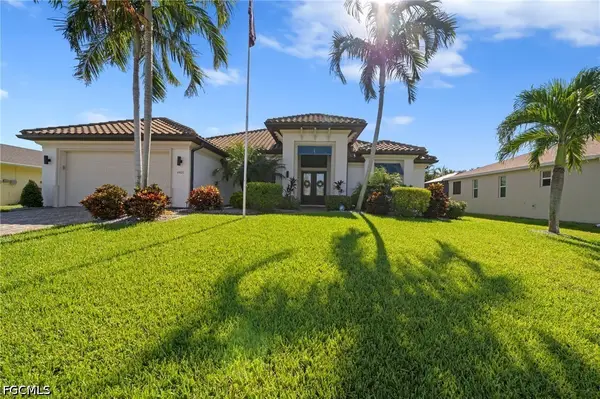 4401 SW 25th Place, Cape Coral, FL 33914