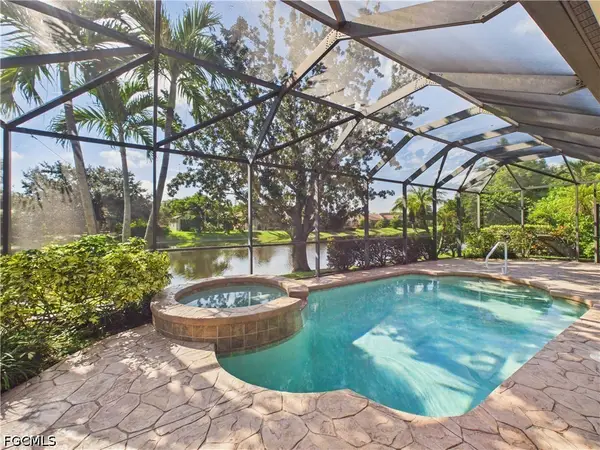 12369 Country Day Circle, Fort Myers, FL 33913