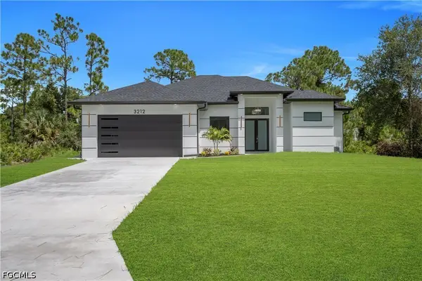 3212 33rd Street W, Lehigh Acres, FL 33971