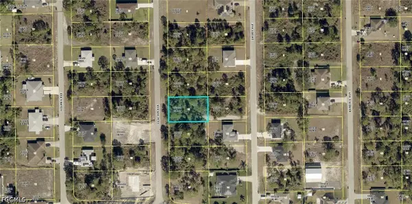 723 Glacier Avenue, Lehigh Acres, FL 33974