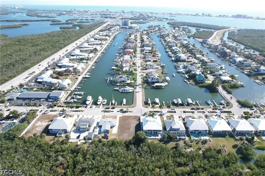 12110/12112 Siesta Drive, Fort Myers Beach, FL 33931 - #3