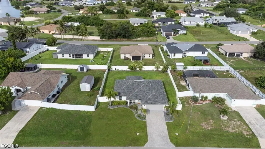 475 NE 3rd Place, Cape Coral, FL 33909 - #3