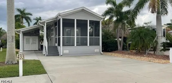 5455 Cypress Trail Resort Circle, Fort Myers, FL 33905