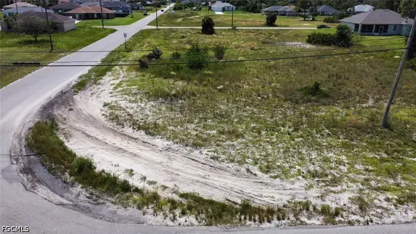 2701 40th Street Sw, Lehigh Acres, FL 33976