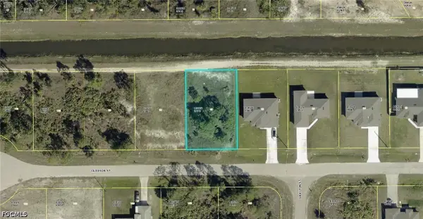 925 Gleason Street, Lehigh Acres, FL 33974