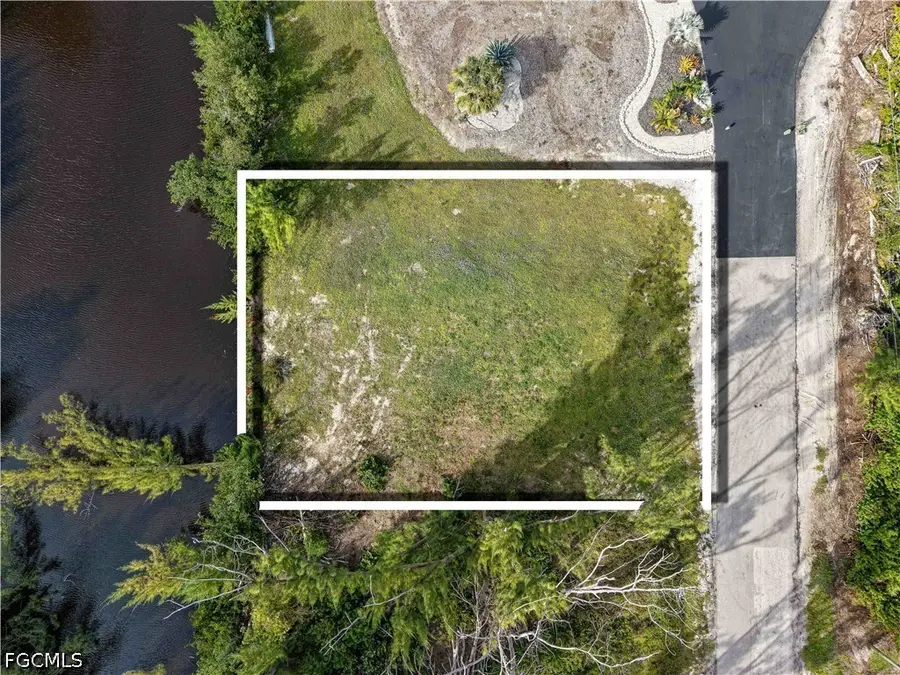 3901 Crestwell Court, Saint James City, FL 33956 - #2