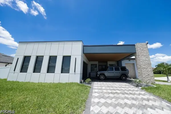 910 NE 38th Avenue, Cape Coral, FL 33993