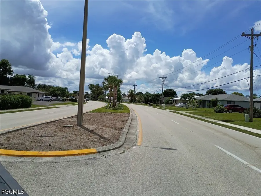 3648 Country Club Boulevard, Cape Coral, FL 33904 - #3