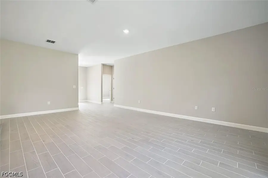 1011 Kismet Parkway W, Cape Coral, FL 33993 - #3