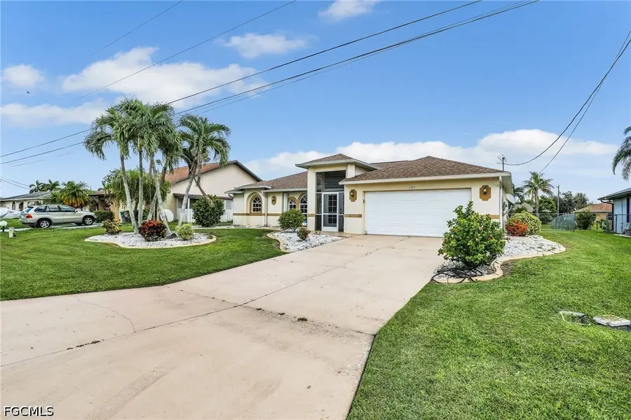 323 SE 9th Avenue, Cape Coral, FL 33990 - #2