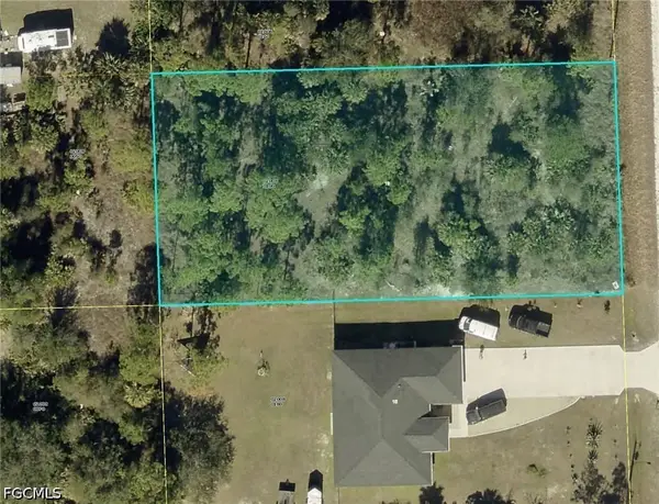 813 8th Avenue, Lehigh Acres, FL 33972