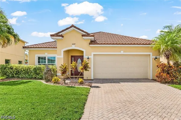2229 Cape Heather Circle, Cape Coral, FL 33991
