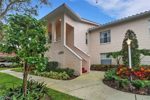 100 Siena Way #1201, Naples, FL 34119