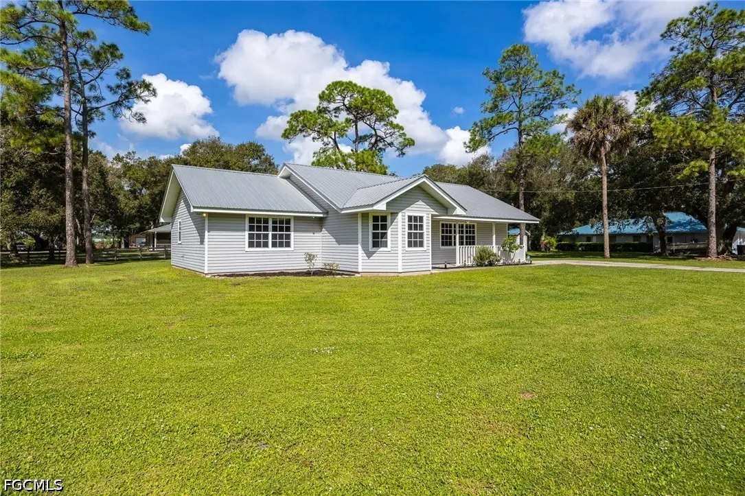 1212 Woods Drive, Labelle, FL 33935 - #1