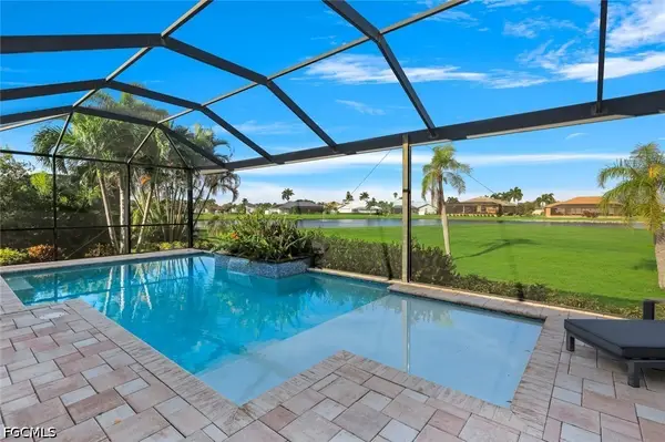 11899 King James Court, Cape Coral, FL 33991