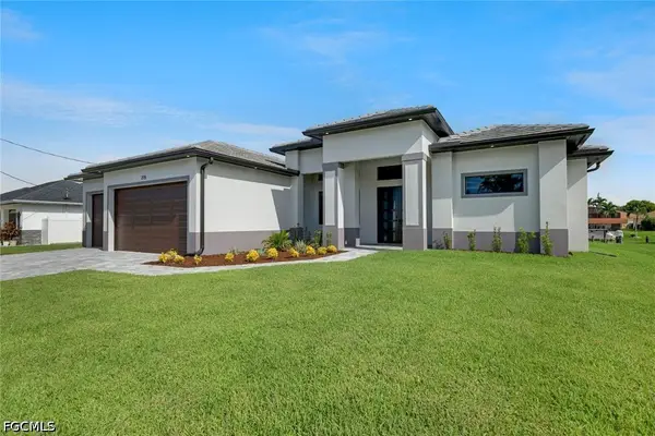 215 SW 37th Lane, Cape Coral, FL 33914