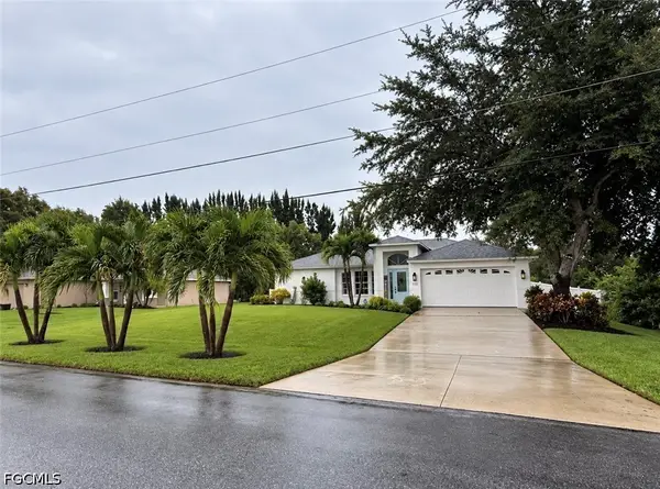 733 Arundel Circle, Fort Myers, FL 33913