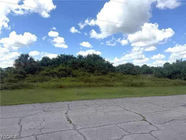 3072 E Briarwood Circle, Labelle, FL 33935