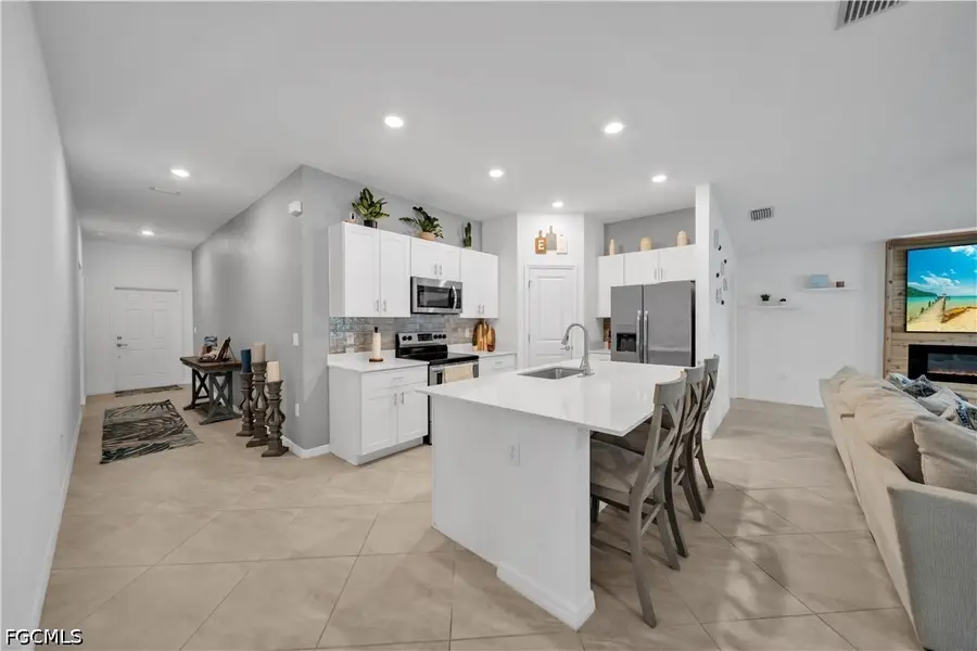 1925 NE 33rd Lane, Cape Coral, FL 33909 - #3
