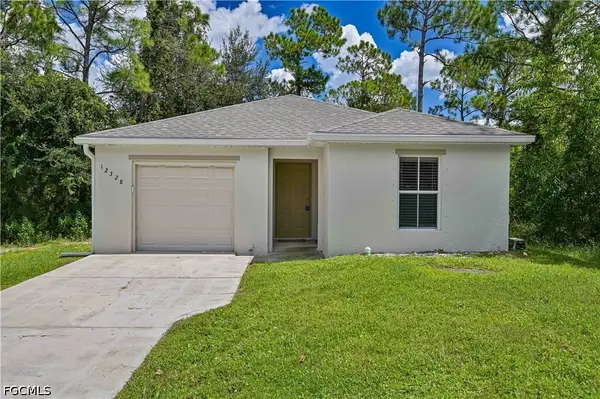 12328 Hindle Avenue, Punta Gorda, FL 33955