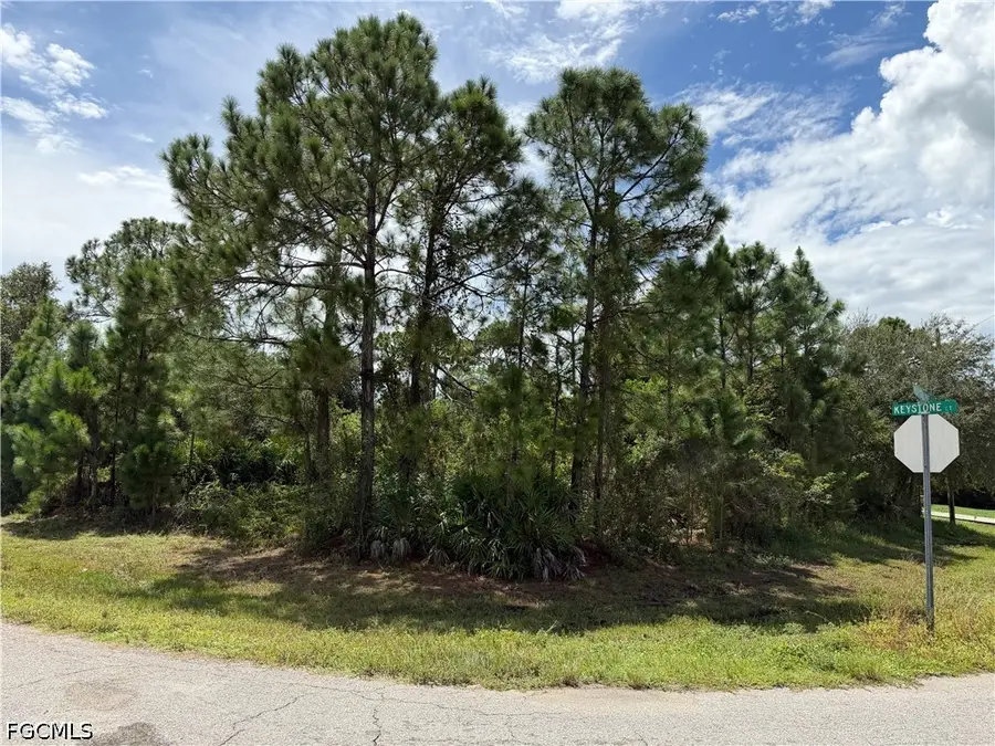 6026 Keystone Circle, Labelle, FL 33935 - #2