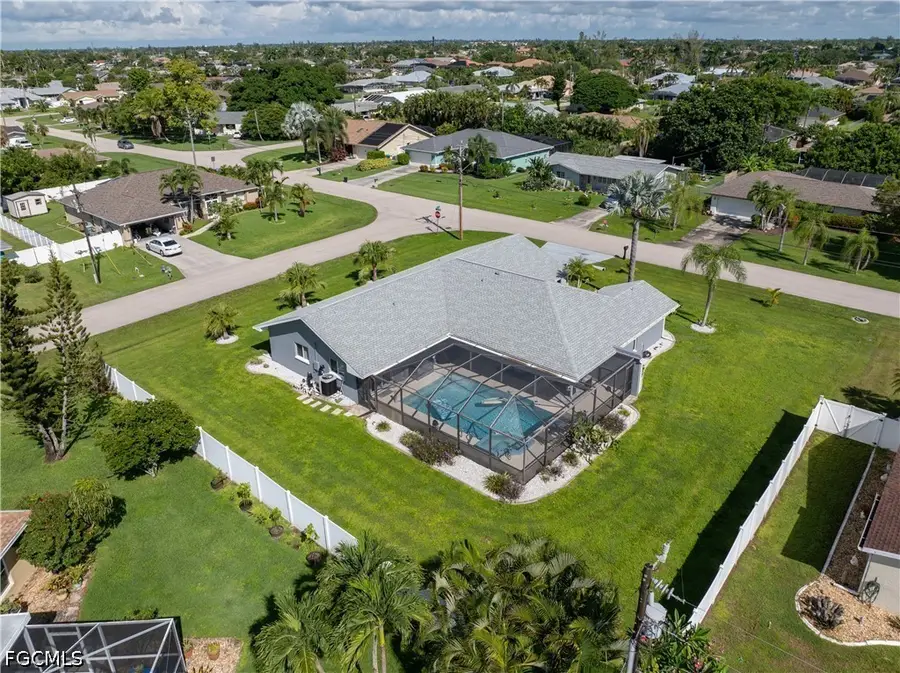 514 SE 34th Terrace, Cape Coral, FL 33904 - #3