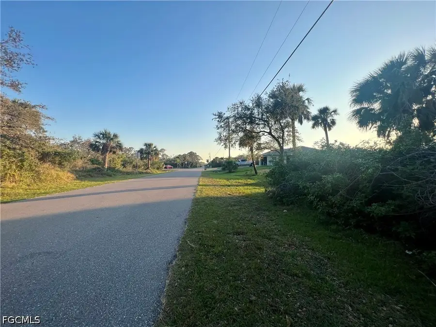 569 Hoffer Street, Port Charlotte, FL 33953 - #3