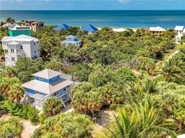 4561 Smugglers Drive, Upper Captiva, FL 33924