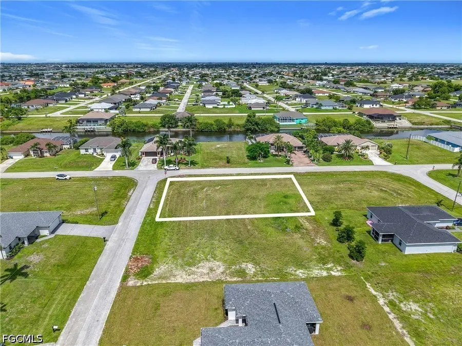 229 NW 9th Terrace, Cape Coral, FL 33993 - #3