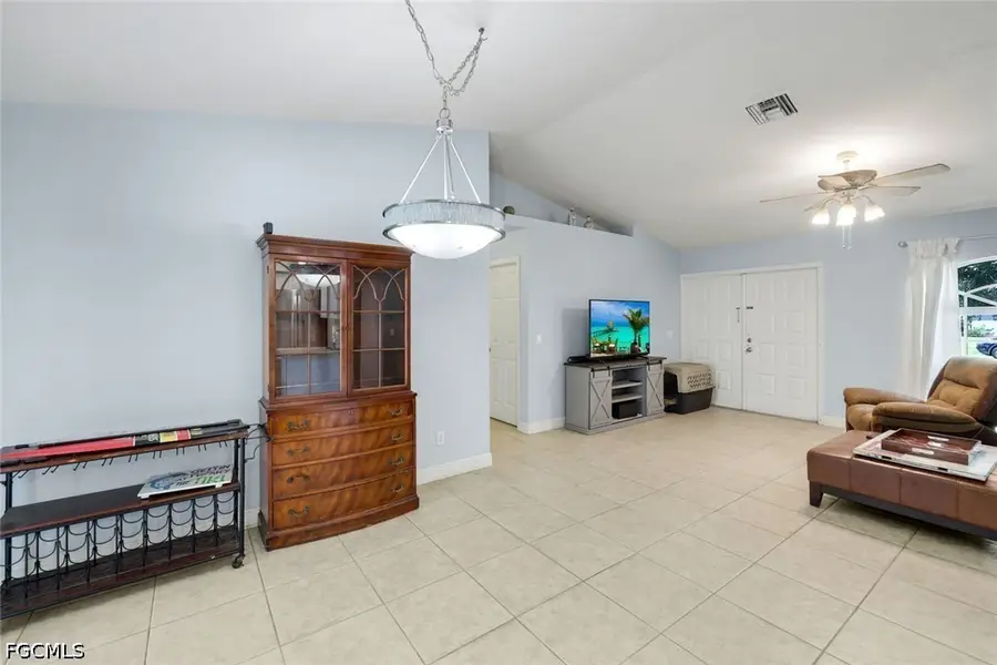 410 SW 7th Court, Cape Coral, FL 33991 - #3