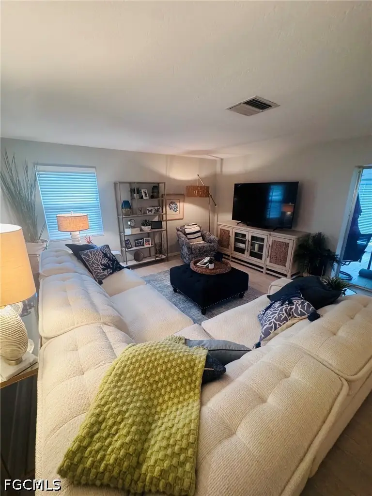 5598 Boynton Lane, Fort Myers, FL 33919 - #3