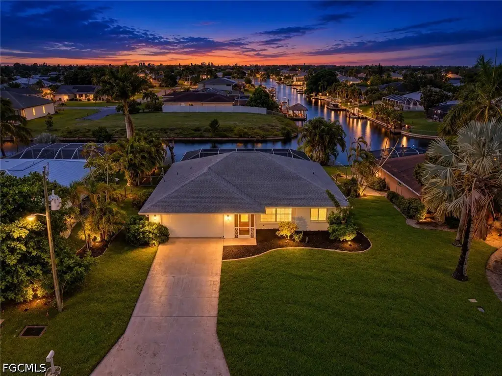 1432 SE 11th Place, Cape Coral, FL 33990 - #1