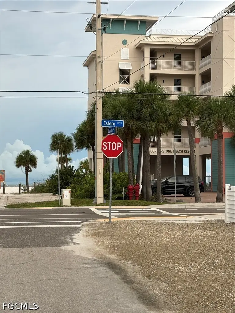209 Dakota Avenue, Fort Myers Beach, FL 33931 - #2