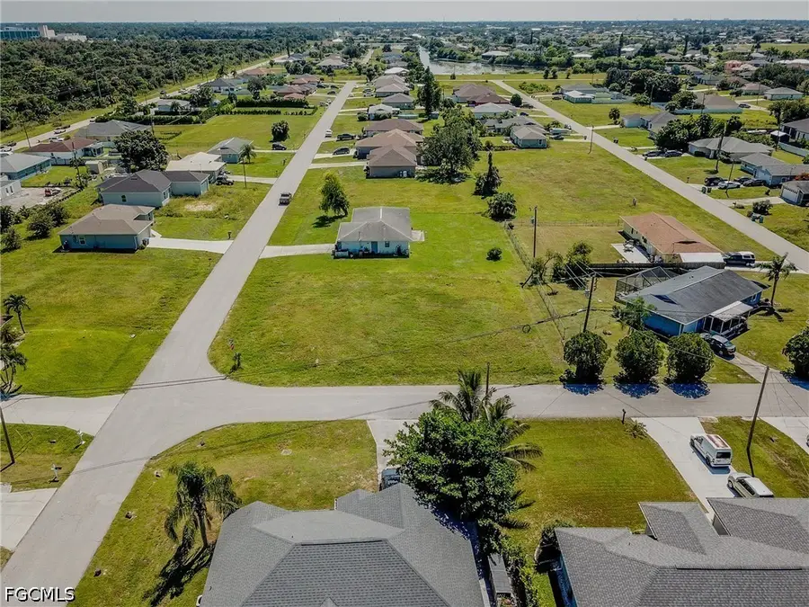 2308 NE 23rd Place, Cape Coral, FL 33909 - #2