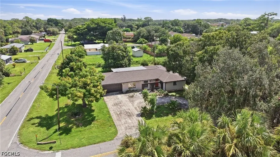 2502 Barcelona Avenue, Fort Myers, FL 33905 - #2