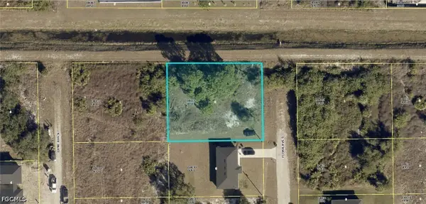 4700 Flora Avenue S, Lehigh Acres, FL 33976