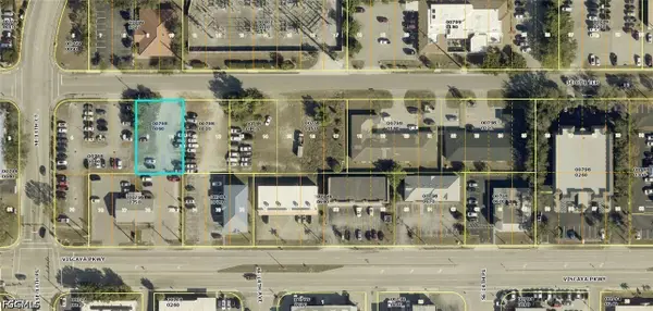 1318 SE 8th Terrace, Cape Coral, FL 33990