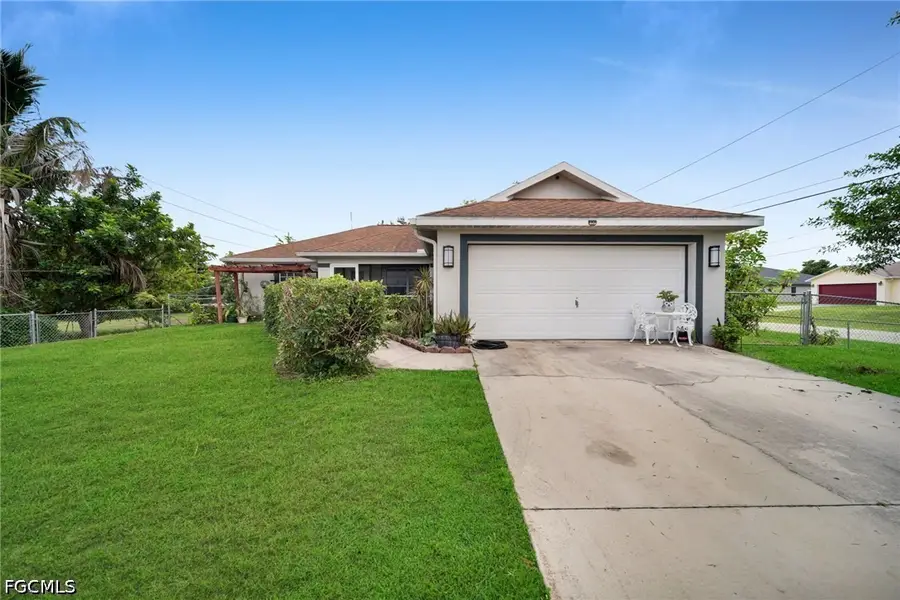 55 Loraine Avenue S, Lehigh Acres, FL 33976 - #3