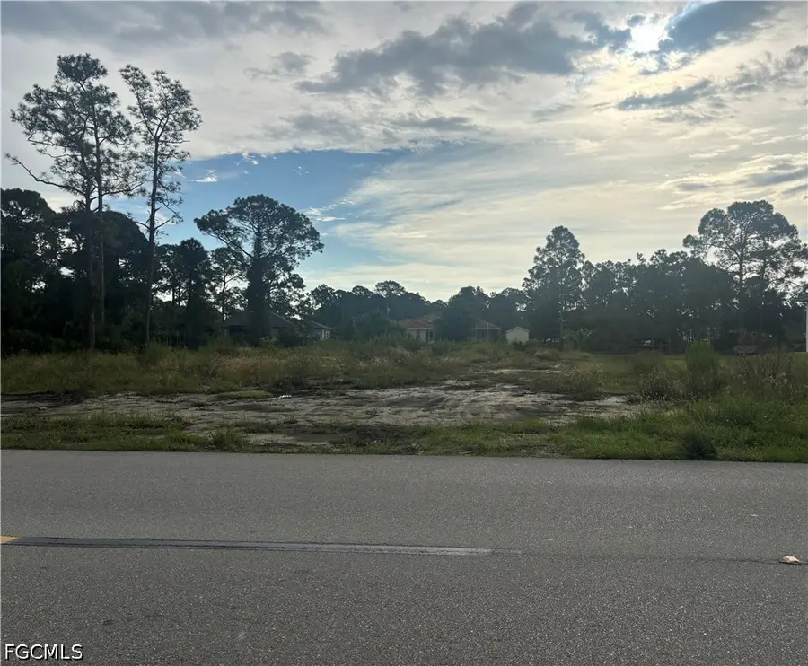 908 Williams Avenue, Lehigh Acres, FL 33972 - #2