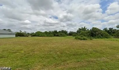 2632 Santa Barbara Boulevard N, Cape Coral, FL 33993
