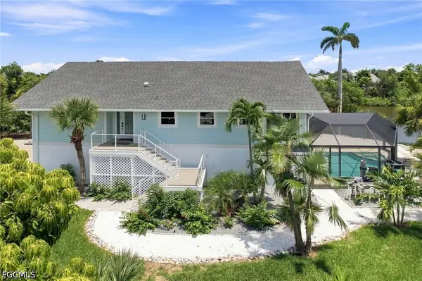 992 Fish Crow Road, Sanibel, FL 33957